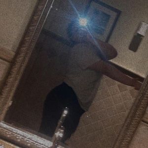 Meet your Posher, Elisa